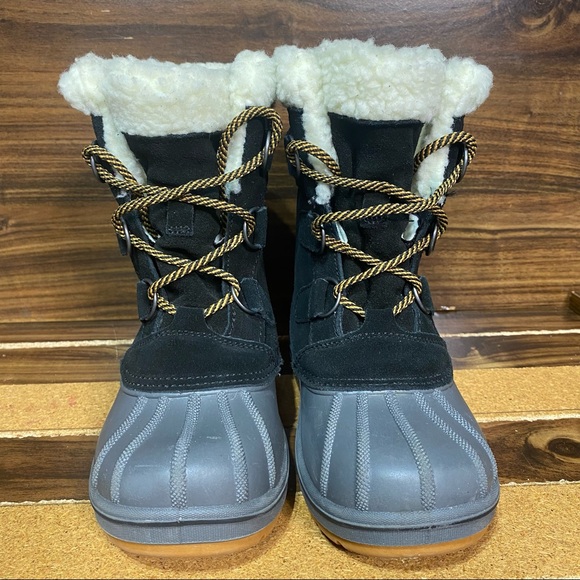 Cat & Jack Kids’ Kit Lace-up Winter Boots - Picture 2 of 8